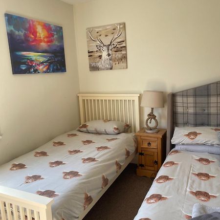 אינברנס Charleston Apartment Self Catering 5 Min Drive From Town Centre מראה חיצוני תמונה